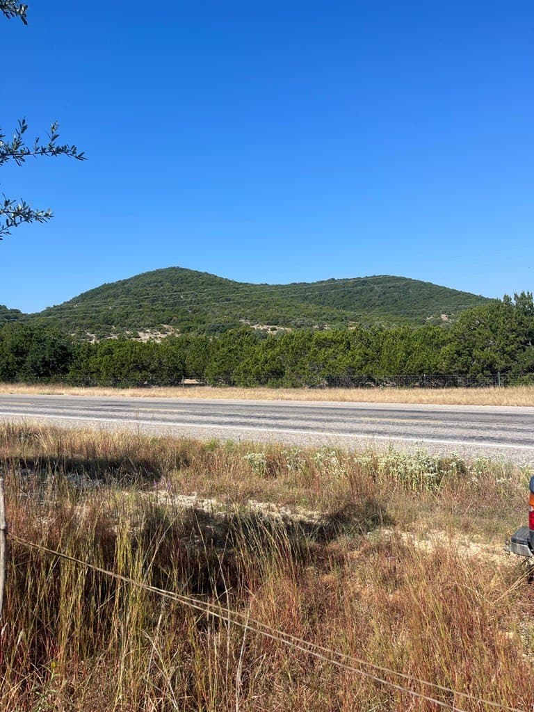 3.09 acres in Bandera County - photo 23