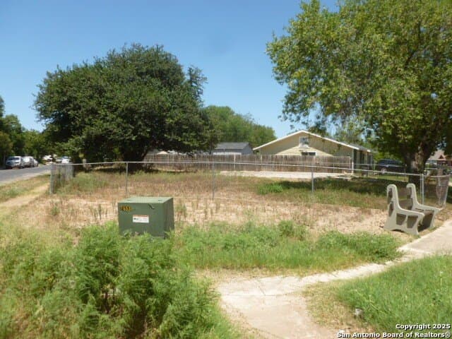 0.16 acres in Bexar County gallery image 3