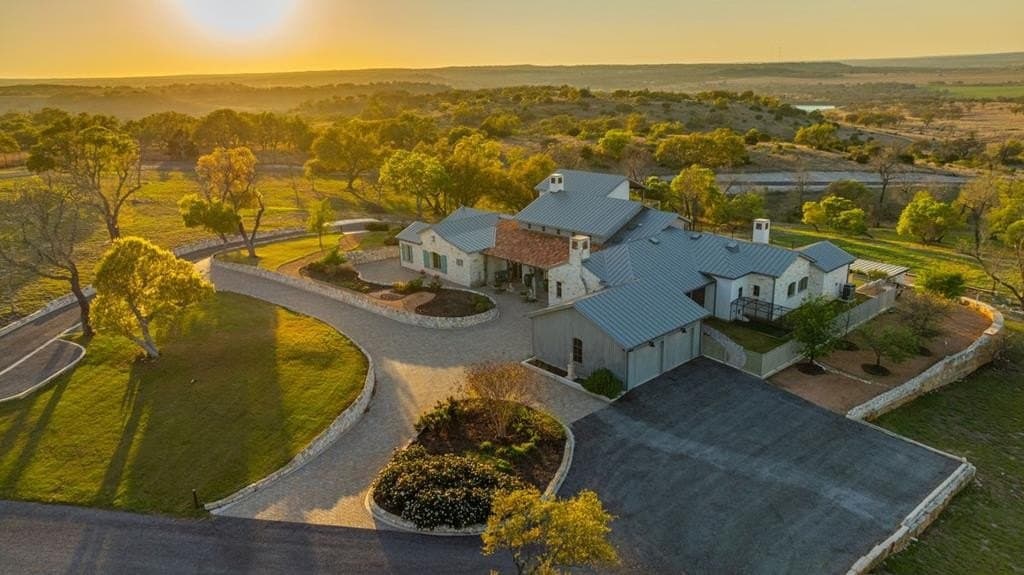 56.02 acres in Gillespie County