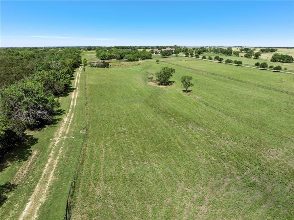 41.71 acres in McLennan County - photo 10