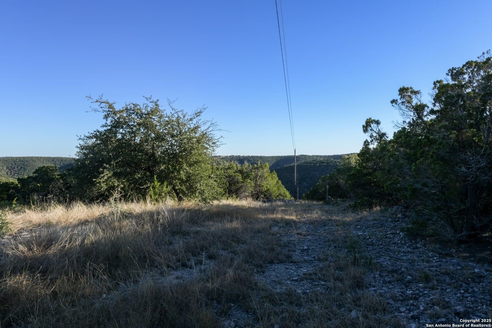 10 acres in Bandera County - photo 7