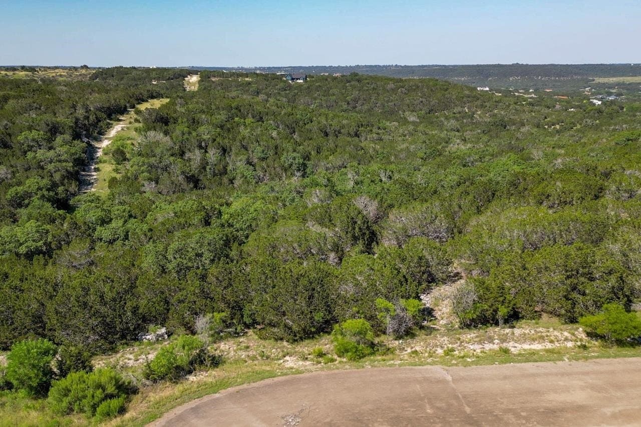 1.73 acres in Burnet County gallery image 4