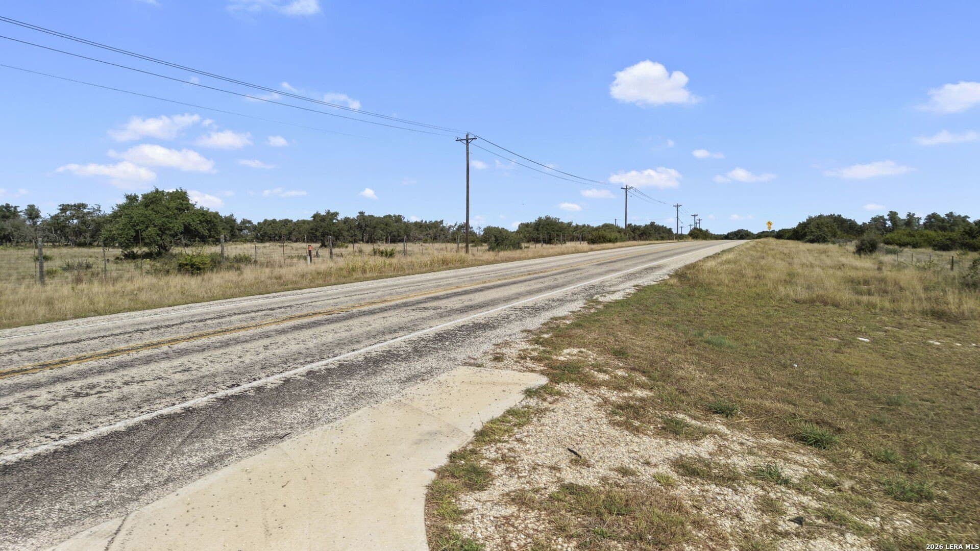 12 acres in Kerr County - photo 4