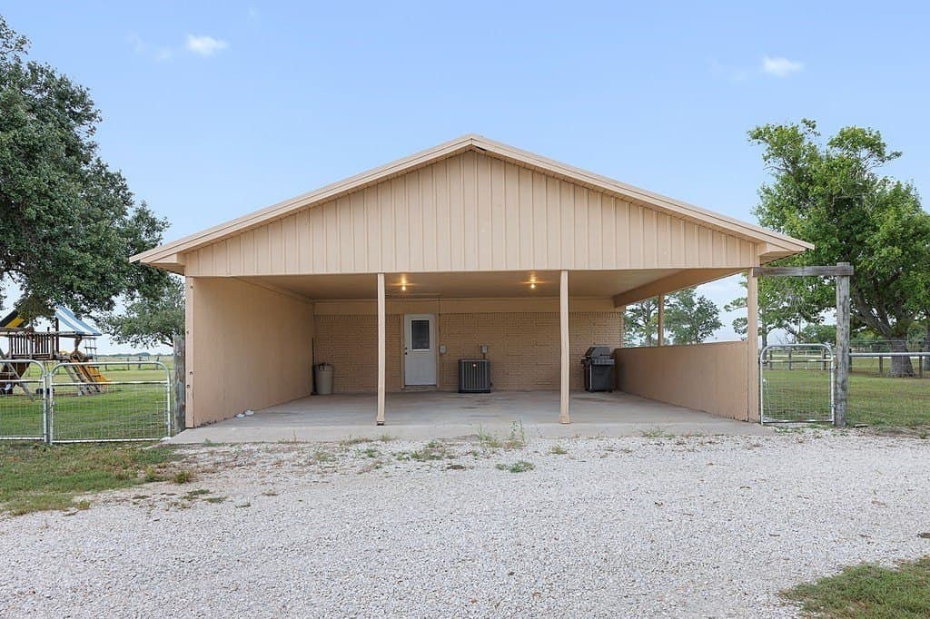 30 acres in Lavaca County - photo 7