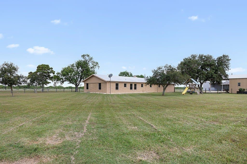 30 acres in Lavaca County - photo 19
