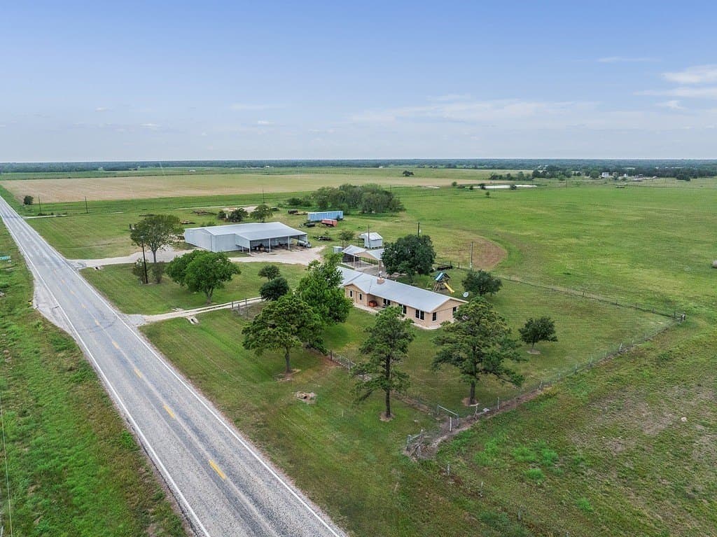 30 acres in Lavaca County - photo 27