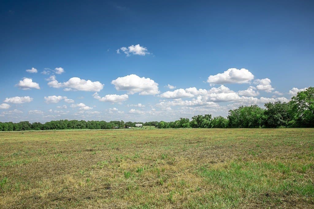 15 acres in Washington County
