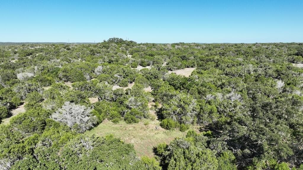 215.93 acres in Edwards County - photo 27