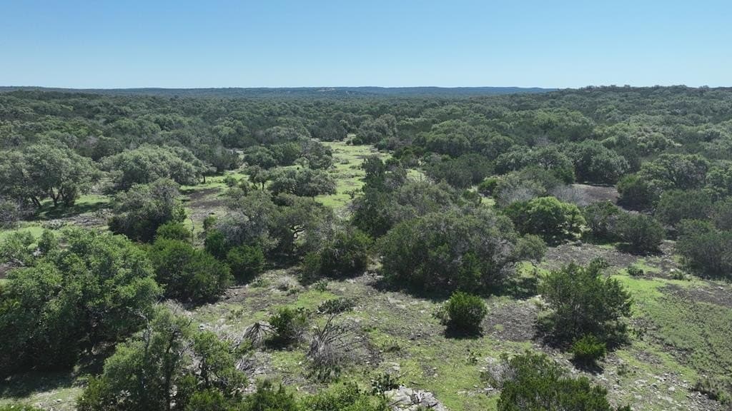 215.93 acres in Edwards County - photo 11