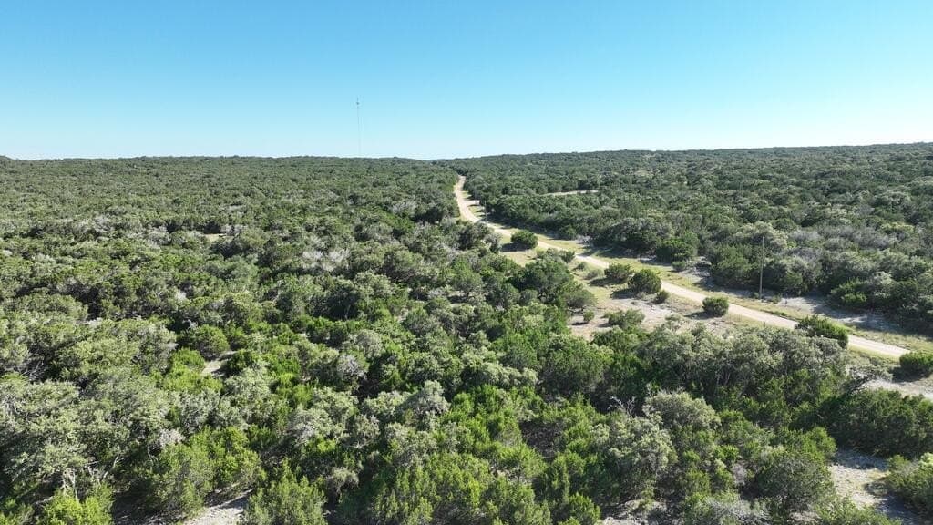 215.93 acres in Edwards County - photo 26