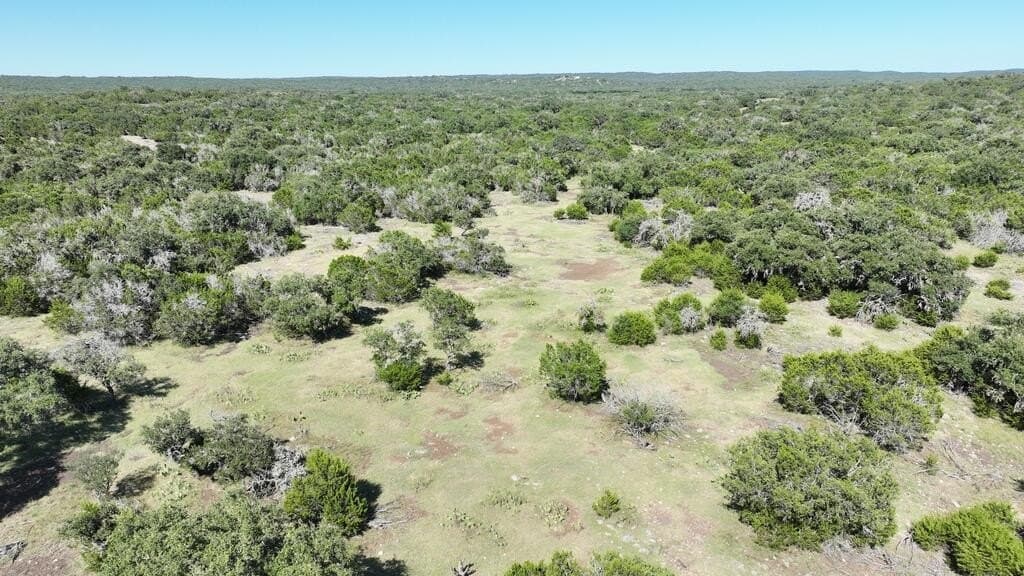 215.93 acres in Edwards County - photo 23