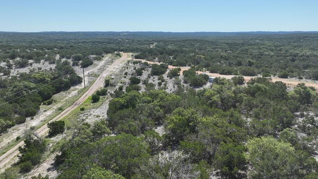 215.93 acres in Edwards County - photo 17