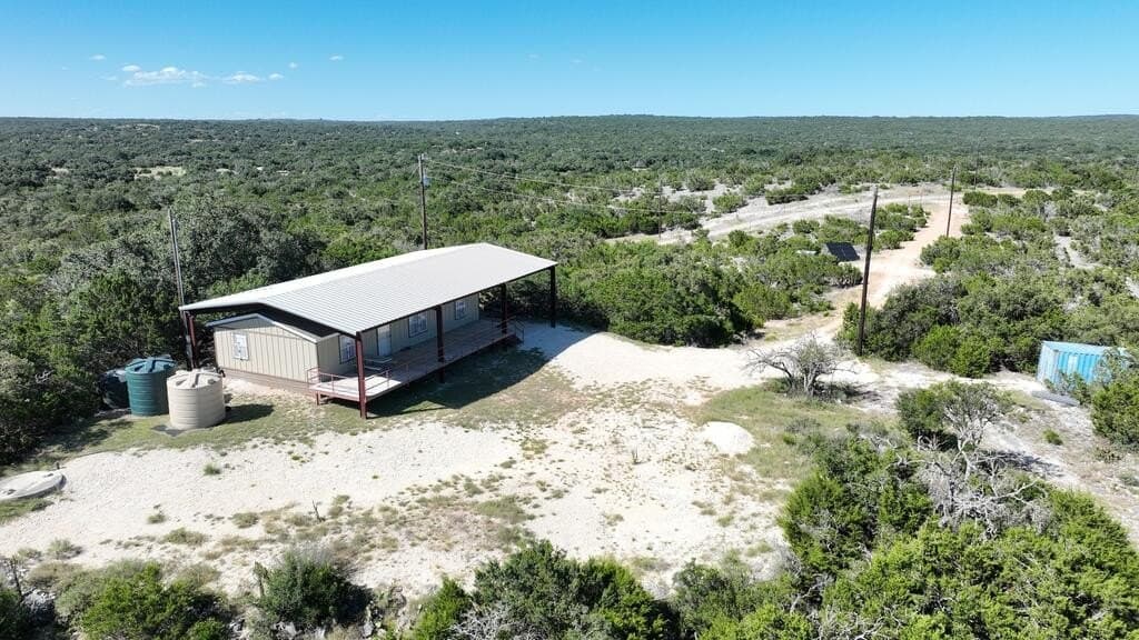215.93 acres in Edwards County - photo 25