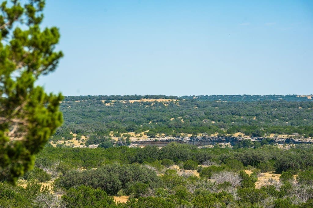 576.14 acres in Sutton County - photo 16