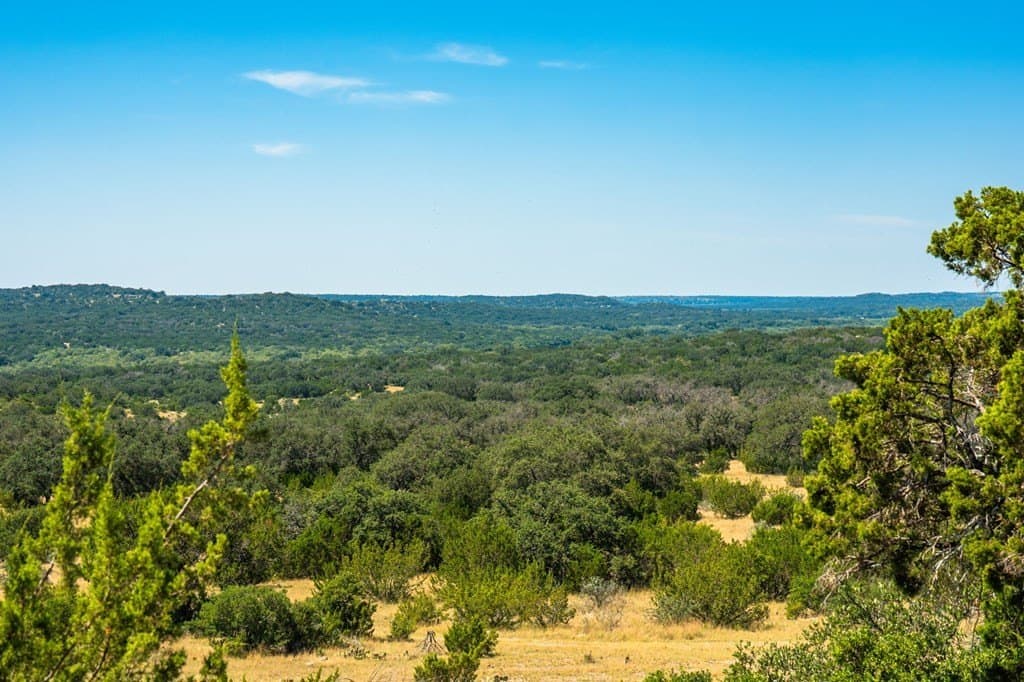 576.14 acres in Sutton County - photo 17