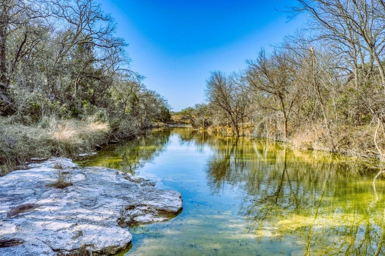 267.3 acres in Lampasas County