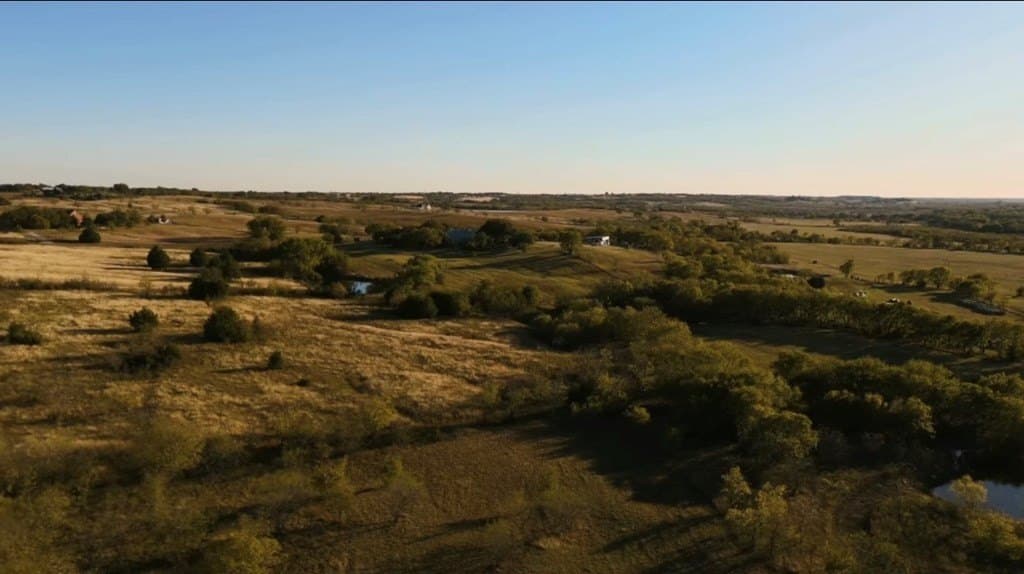160.73 acres in Ellis County - photo 13