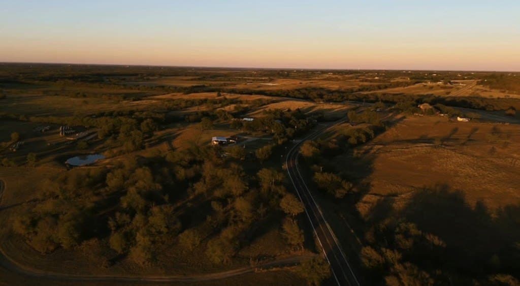 160.73 acres in Ellis County - photo 9