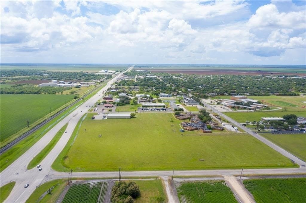 9.26 acres in San Patricio County gallery image 3
