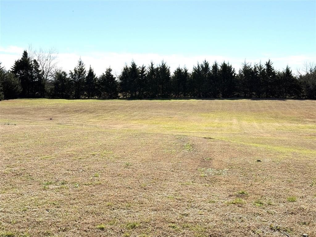2.9 acres in Lamar County
