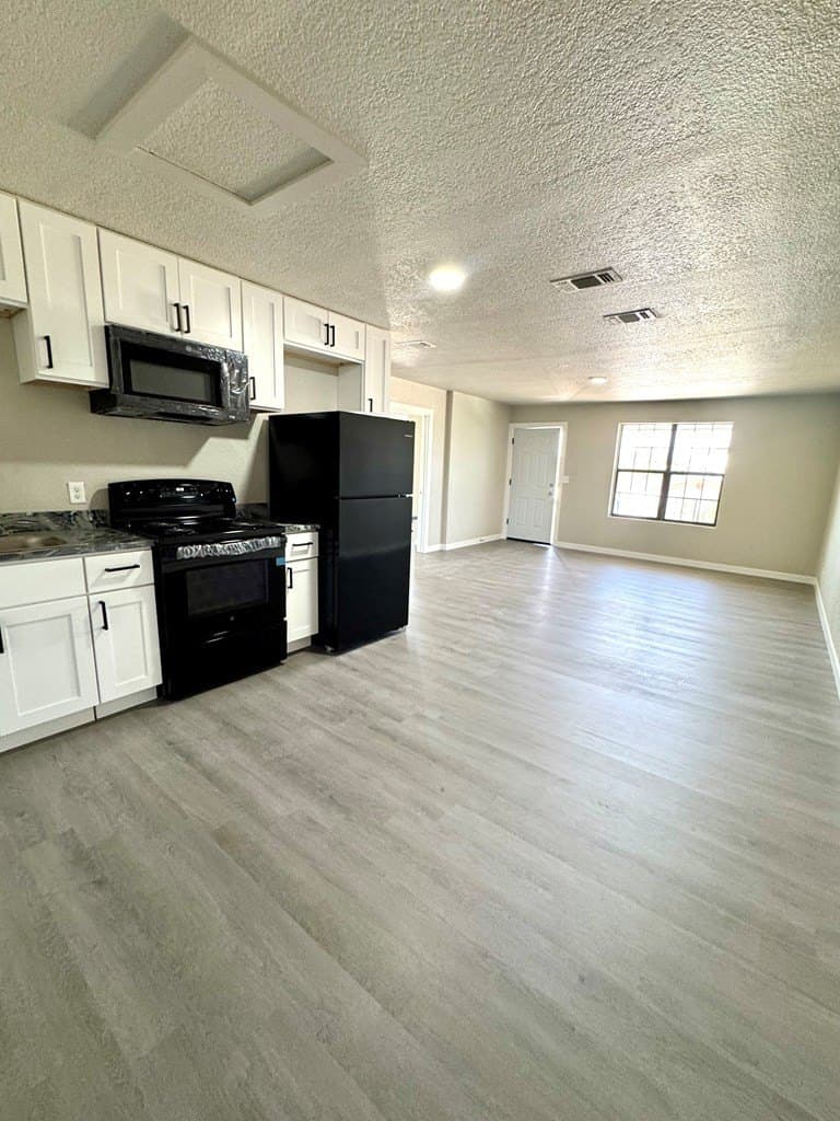 12,980 acres in Maverick County gallery image 3