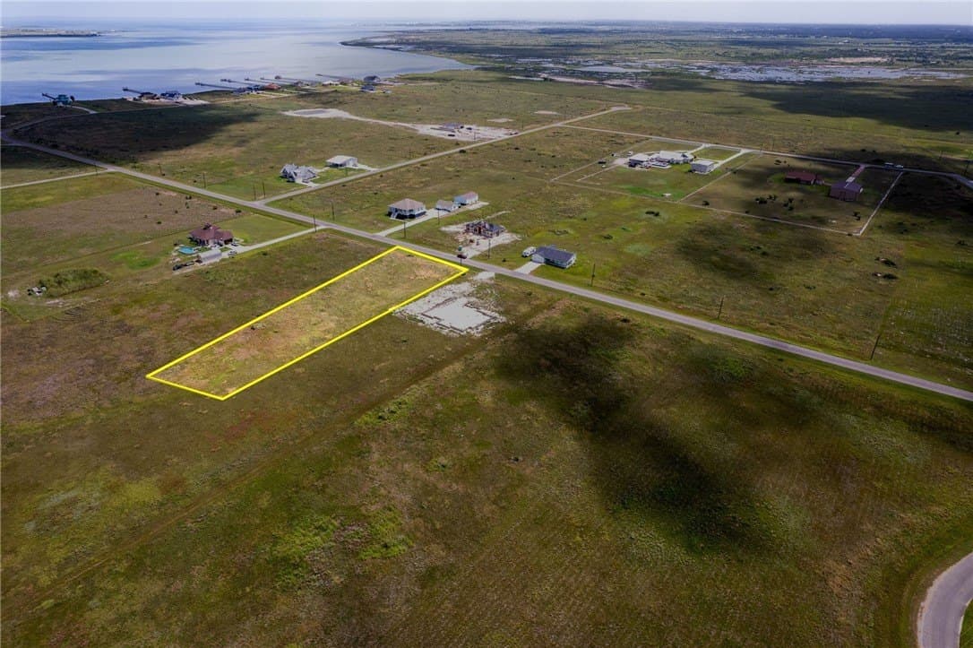 3.05 acres in Aransas County gallery image 4