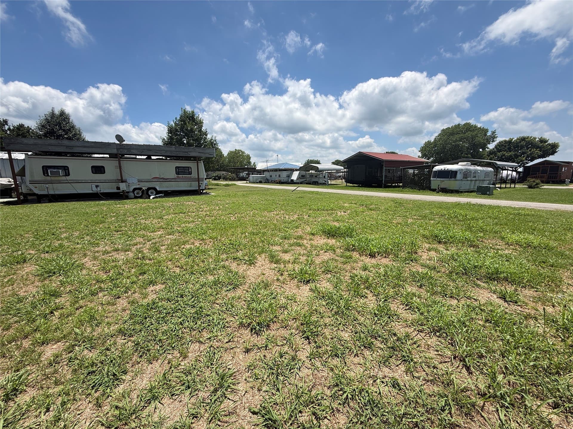 0.05 acres in Navarro County - photo 14