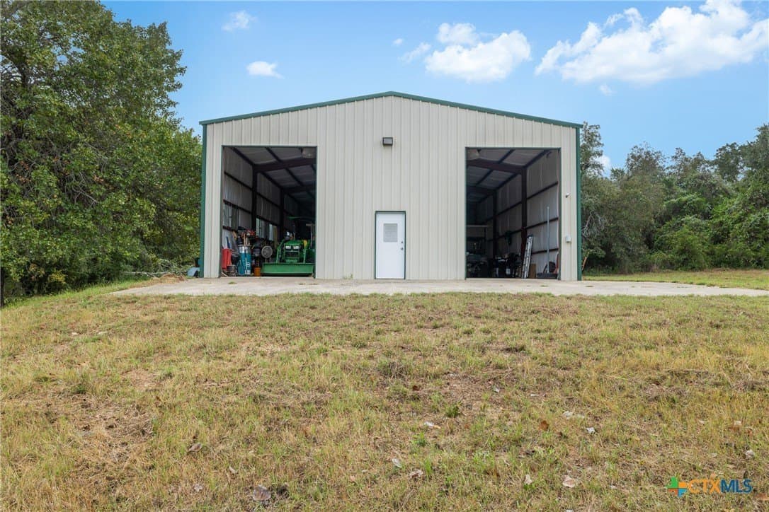 62.47 acres in Milam County - photo 15
