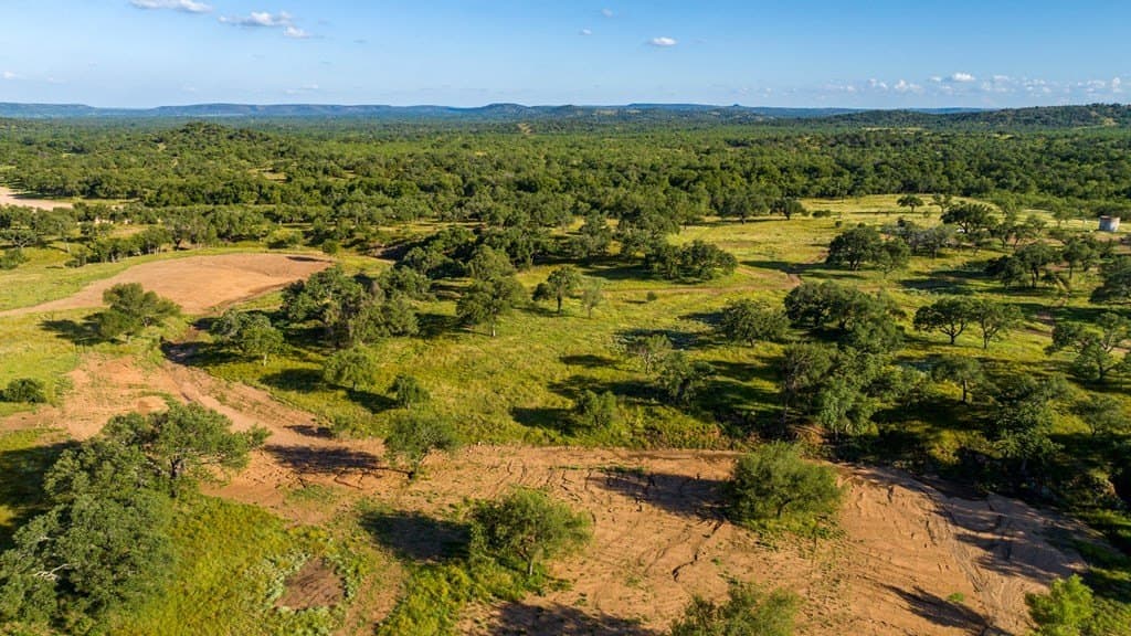 21.07 acres in Llano County gallery image 4
