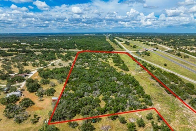 17.59 acres in Kerr County gallery image 2