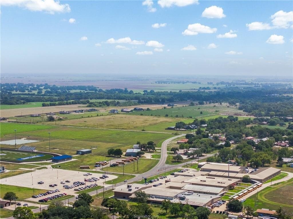 1.04 acres in Burleson County - photo 9