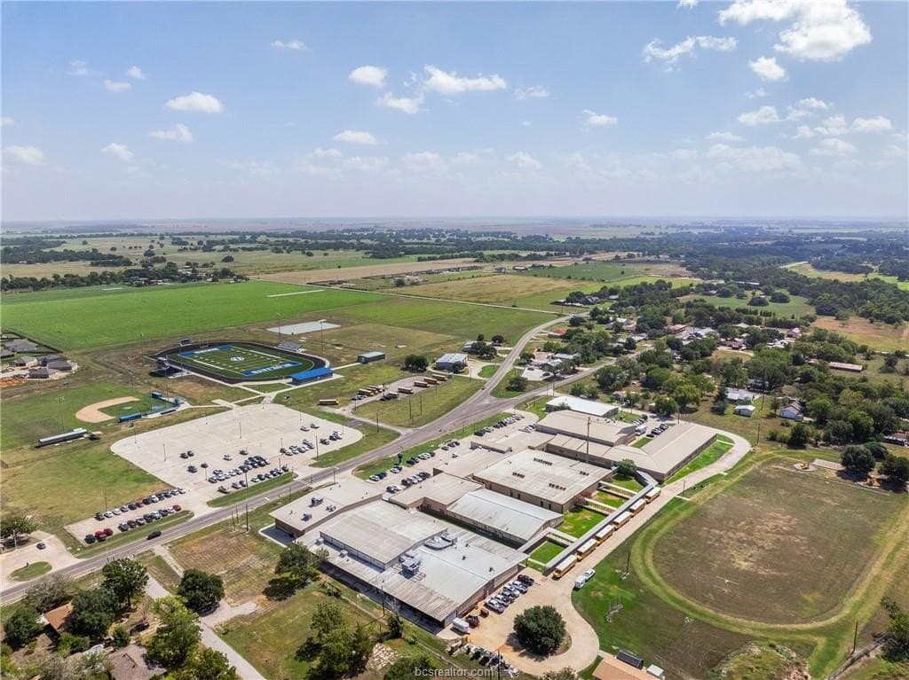 1.04 acres in Burleson County - photo 8