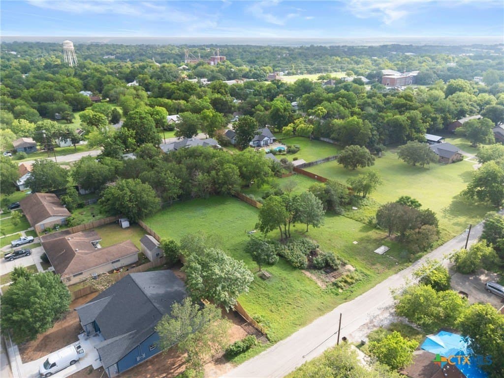 0.48 acres in Caldwell County - photo 15
