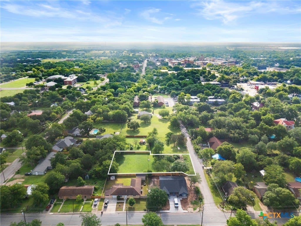 0.48 acres in Caldwell County - photo 19