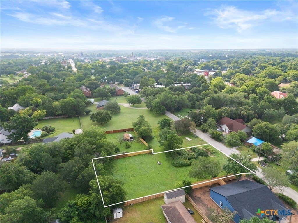 0.48 acres in Caldwell County - photo 22
