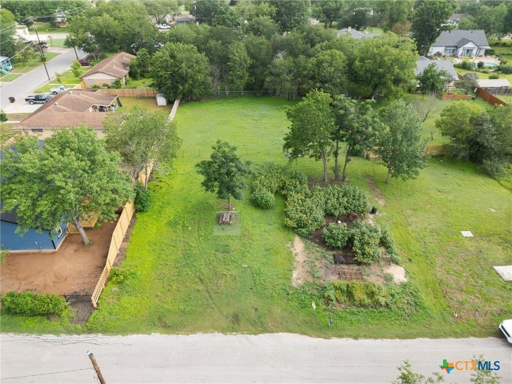 0.48 acres in Caldwell County - photo 25