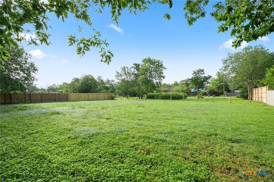 0.48 acres in Caldwell County - photo 9