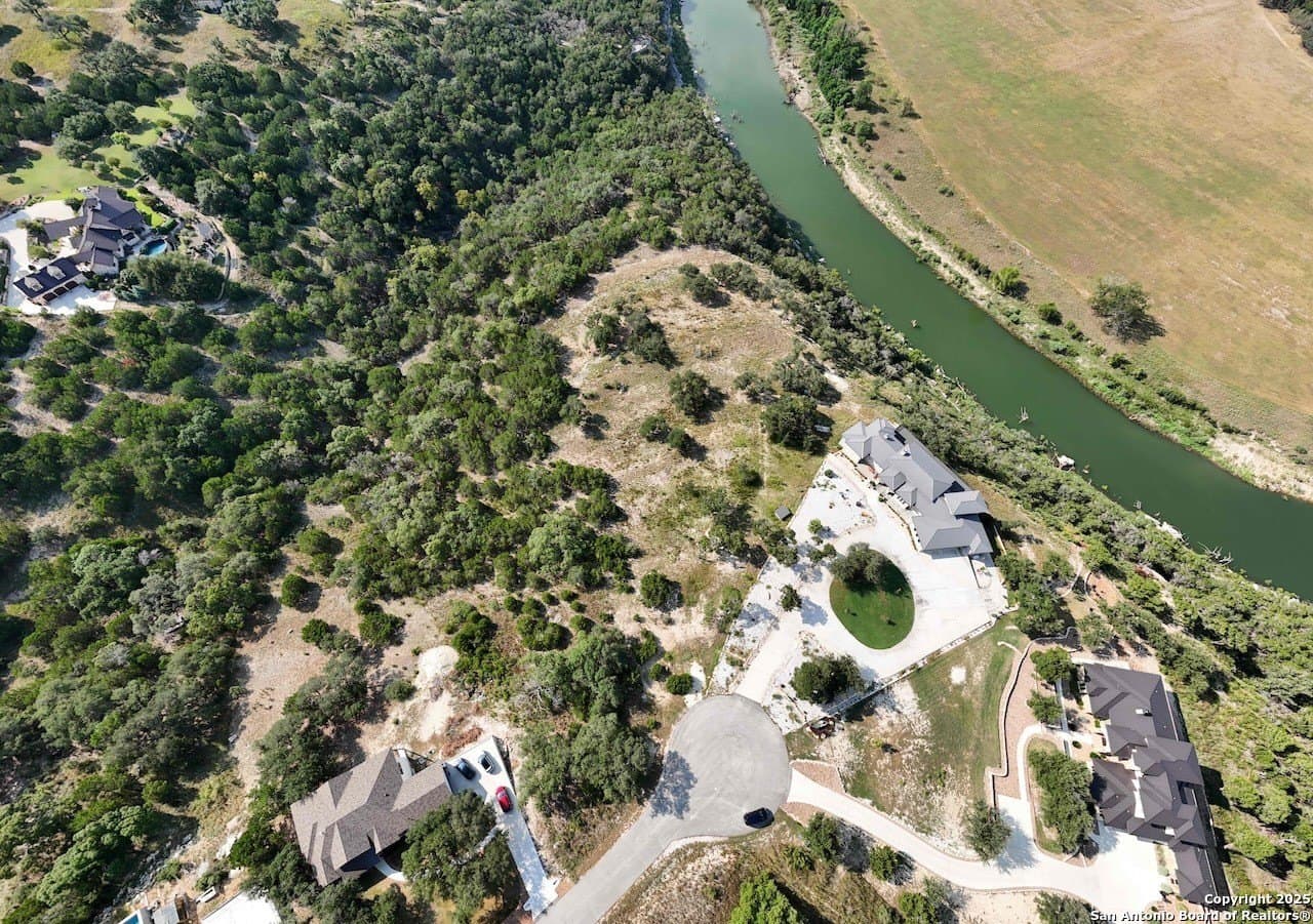 2.17 acres in Comal County - photo 13