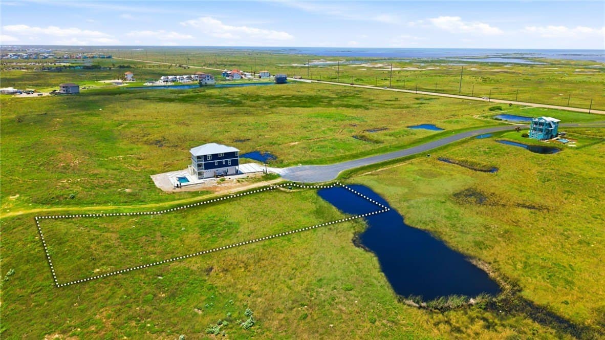 0.81 acres in Nueces County - photo 6