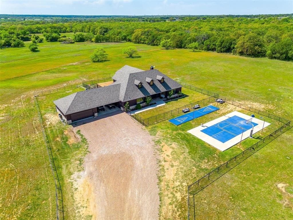 42.74 acres in Wise County