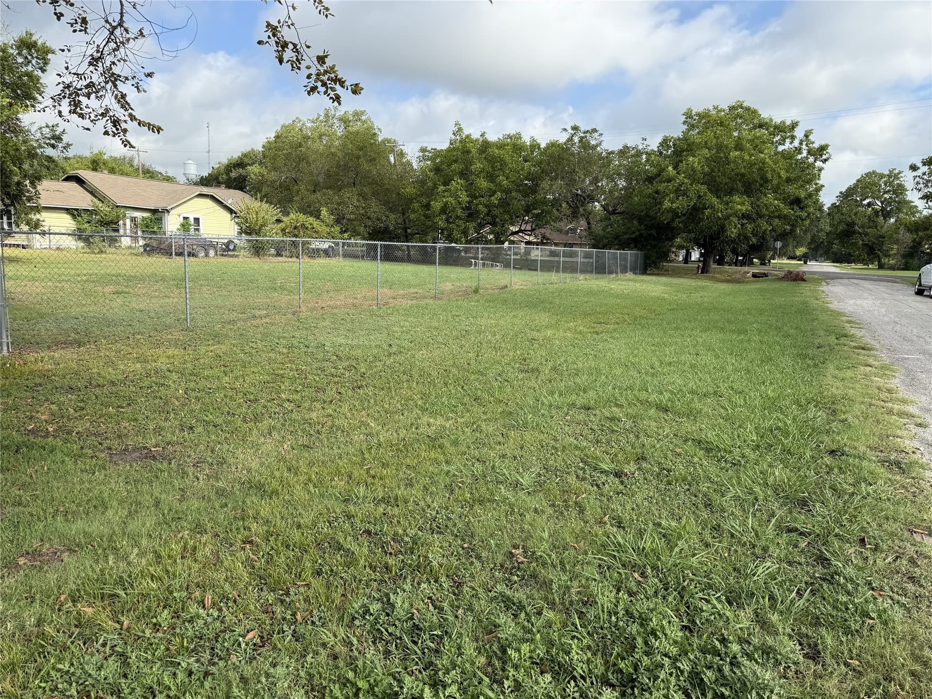 0.23 acres in Navarro County - photo 6