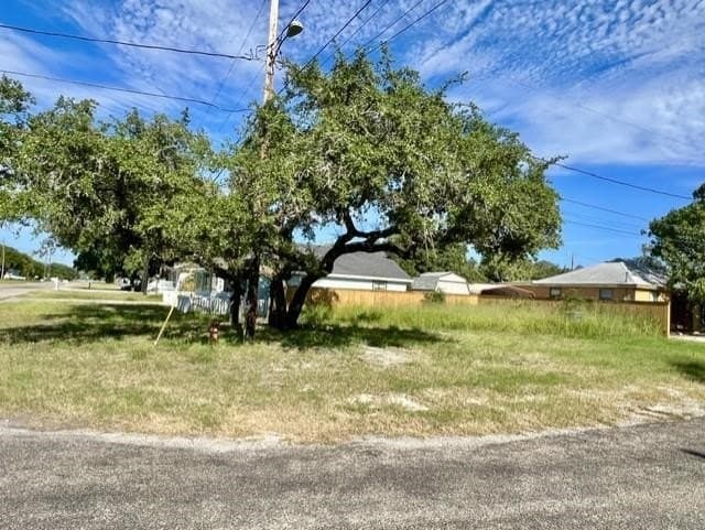 0.06 acres in Aransas County - photo 2