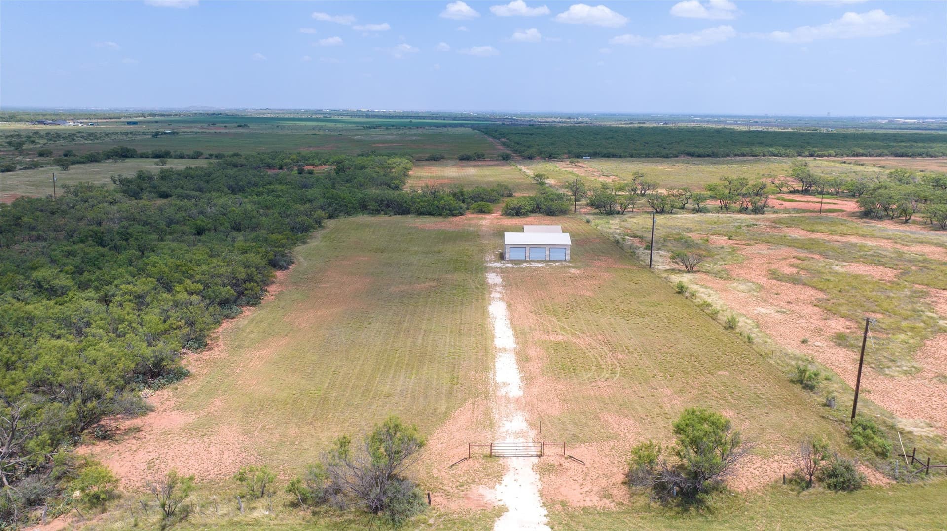 16.01 acres in Taylor County
