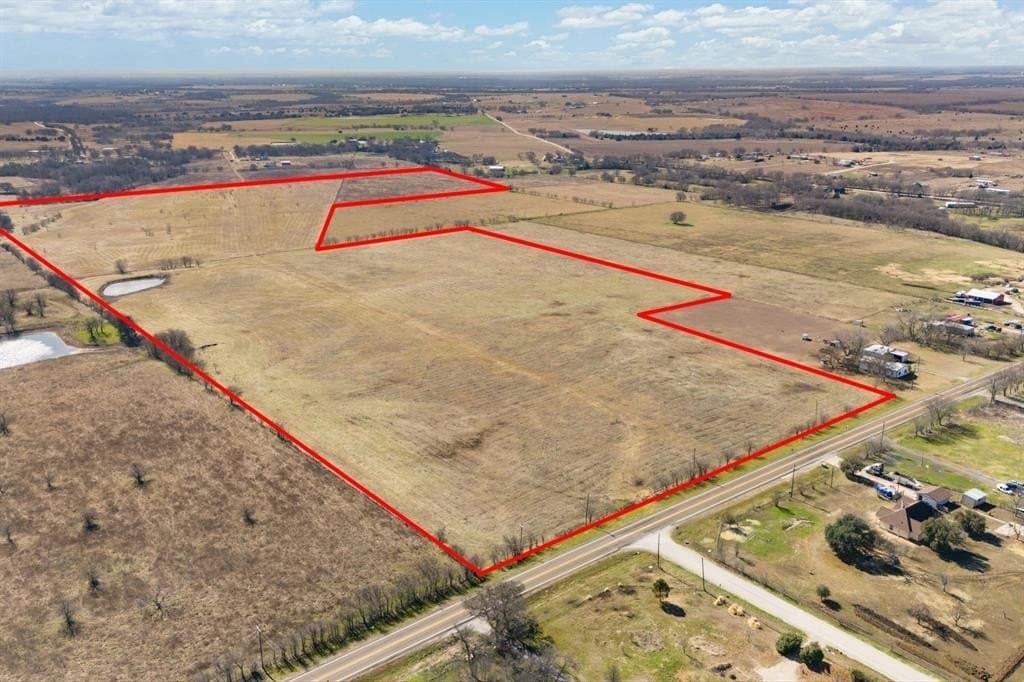 14.28 acres in Johnson County