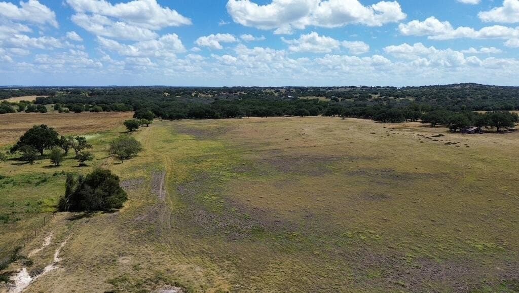 28 acres in Gillespie County - photo 2