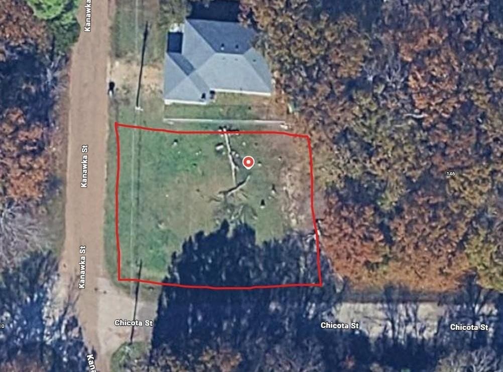 0.16 acres in Henderson County gallery image 3