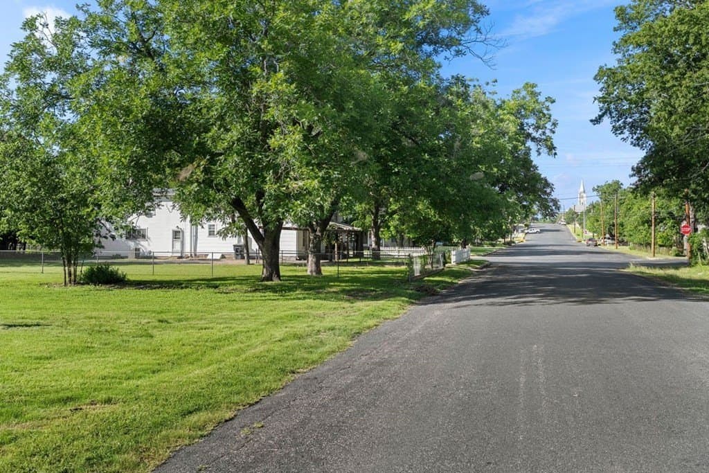0.23 acres in Gillespie County gallery image 4