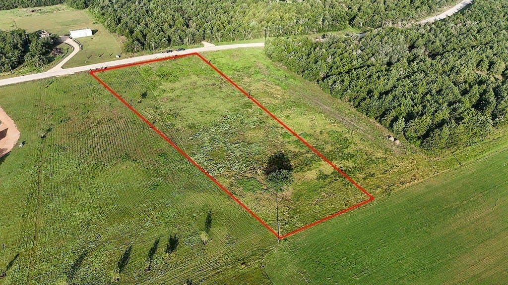 2.99 acres in Fayette County