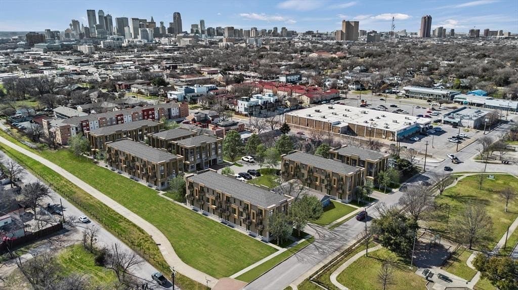 1.31 acres in Dallas County