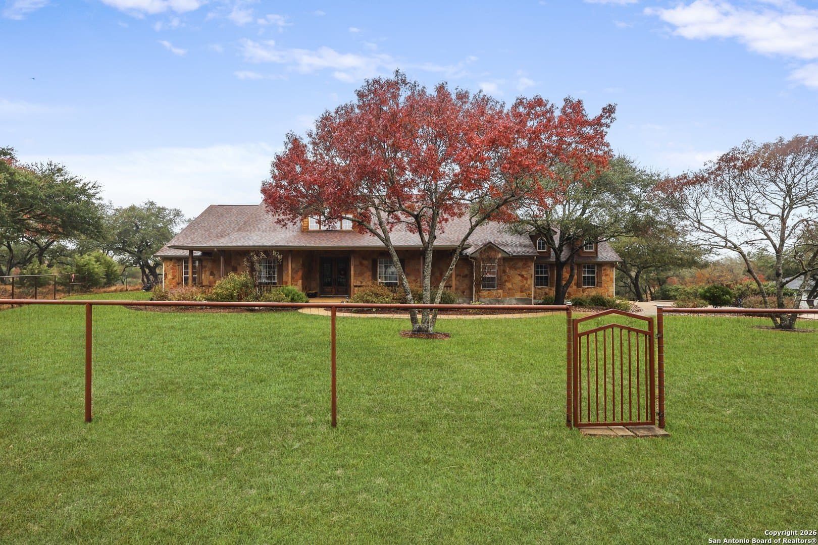 12.88 acres in Comal County gallery image 3